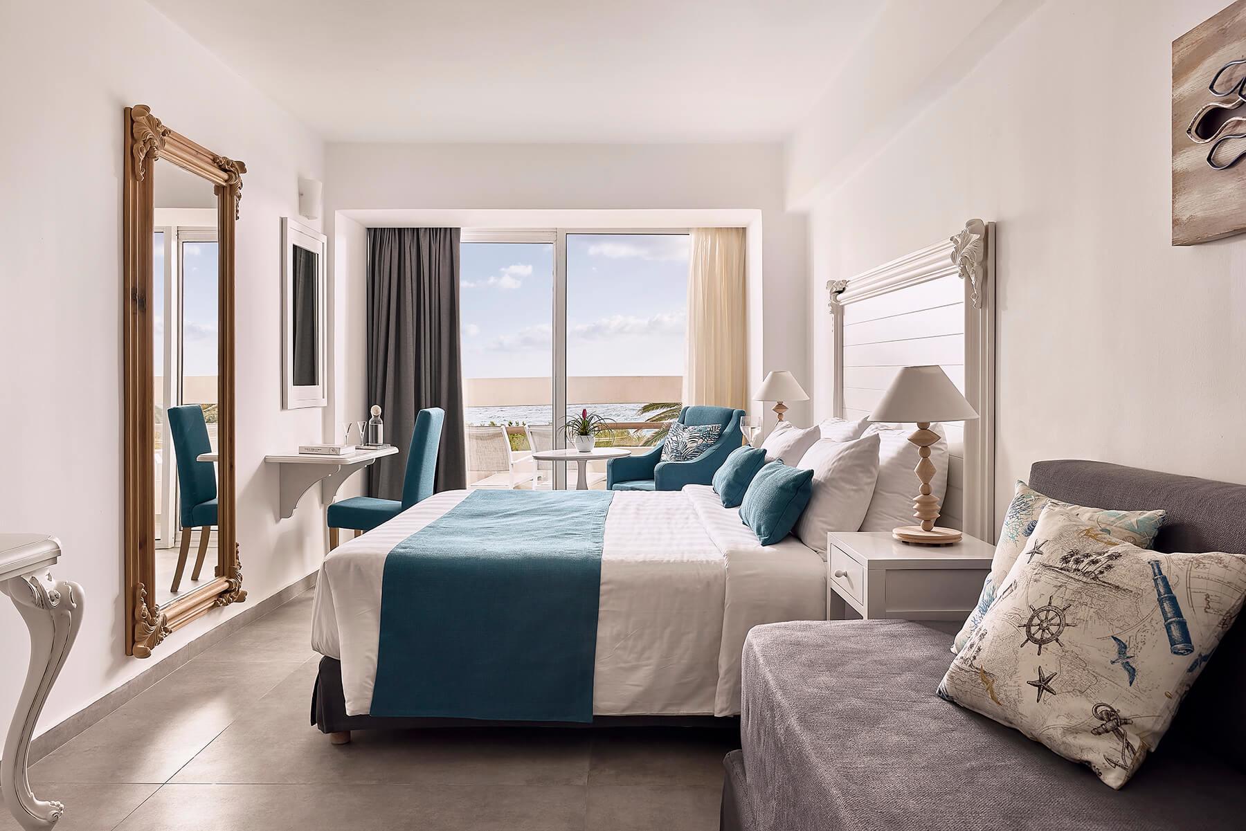 Superior room with sea view 